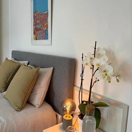 Luxury In Baixa De For 6 People Lisbon
